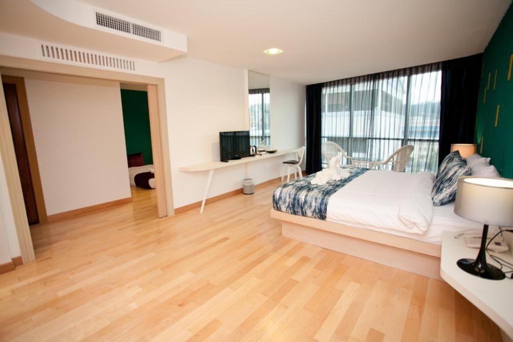 Phuket Sea Cono Boutique Hotel מראה חיצוני תמונה